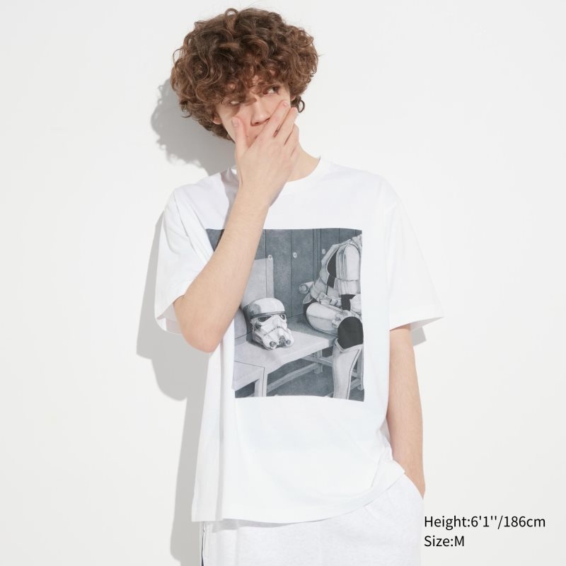 Koszulki Męskie Uniqlo Utgp2023: Magic For All Ut Short-sleeve Graphic Jim Chen-hsiang Hu Białe | 1377407